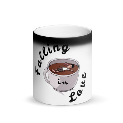 Falling in Love - Matte, schwarze Zaubertasse